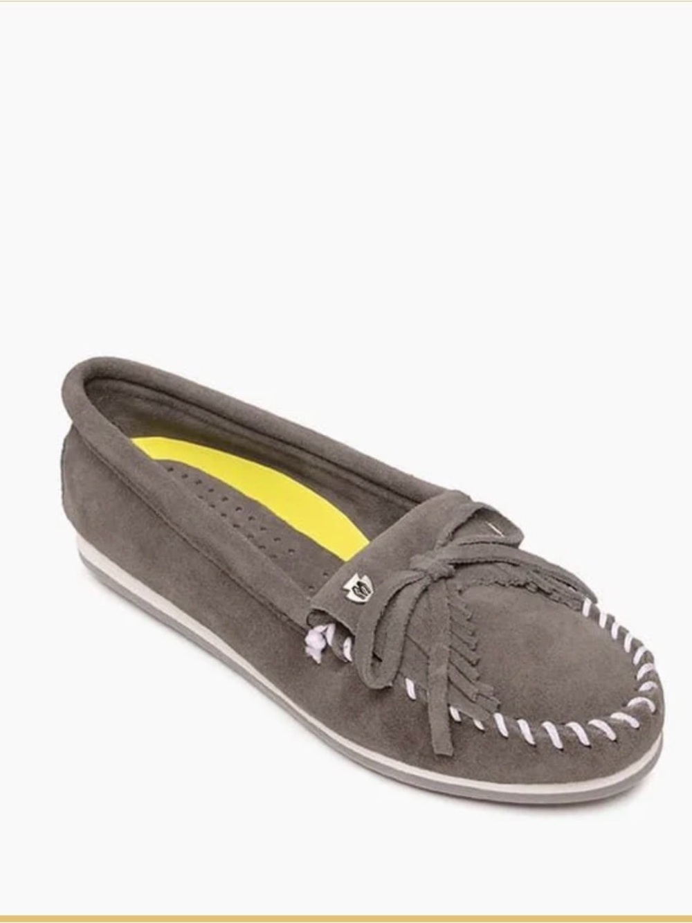 Minnetonka Women’s Kilty Plus Moccasin - size 9.5